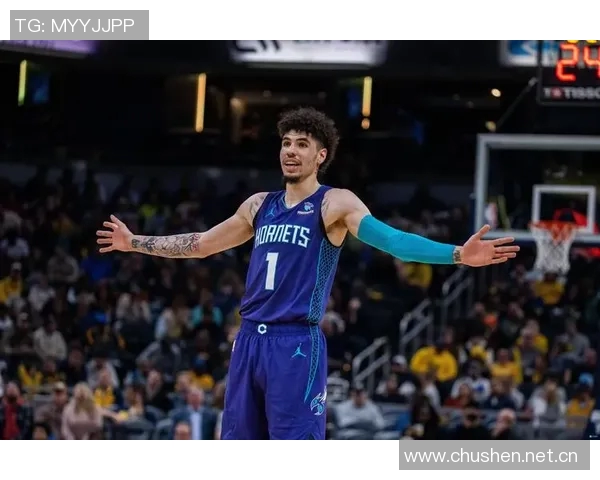 拉梅洛鲍尔表现出色13投8中三分4中8砍下20分助攻6次正负值高达27 拉梅洛鲍尔表现出色13投8中三分4中8砍下20分助攻6次正负值高达27