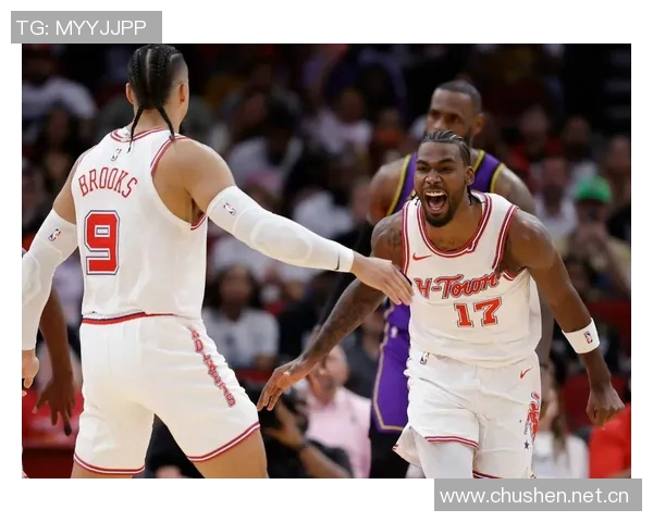 火箭队依靠篮板优势逆袭对手二次进攻助力赢得关键胜利 火箭队依靠篮板优势逆袭对手二次进攻助力赢得关键胜利