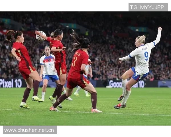中国女足半场遭英格兰压制11分钟连失四球仅有一脚射门 中国女足半场遭英格兰压制11分钟连失四球仅有一脚射门