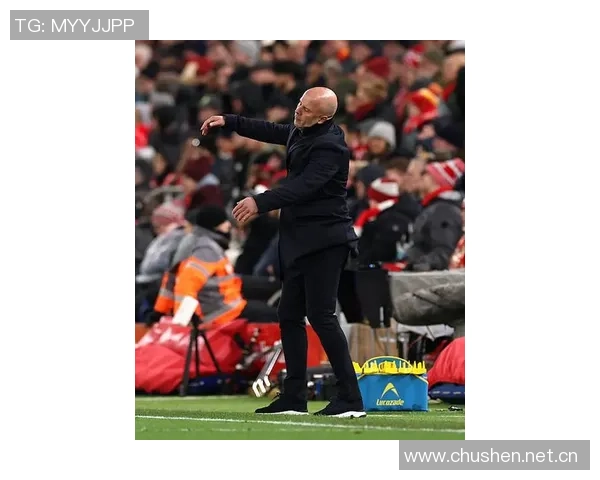 亨德森进球后致敬前队友若塔重现经典庆祝动作引发球迷热议