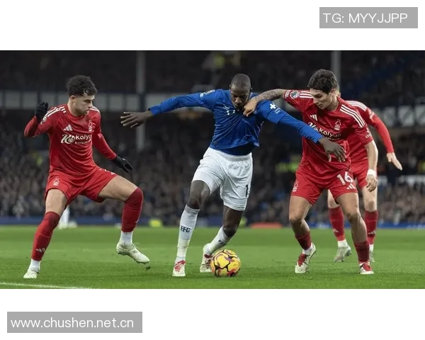 阿森纳在英超对诺丁汉森林战绩优异但客场表现不佳的对比分析